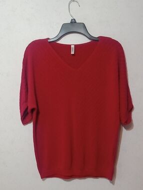 Classic Red V-Neck Short Sleeve Sweater